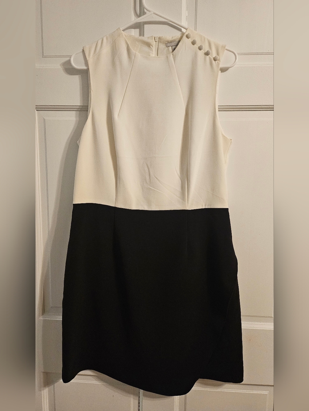 H&M Sleeveless Two-Tone Sheath Dress in Cream and Black
